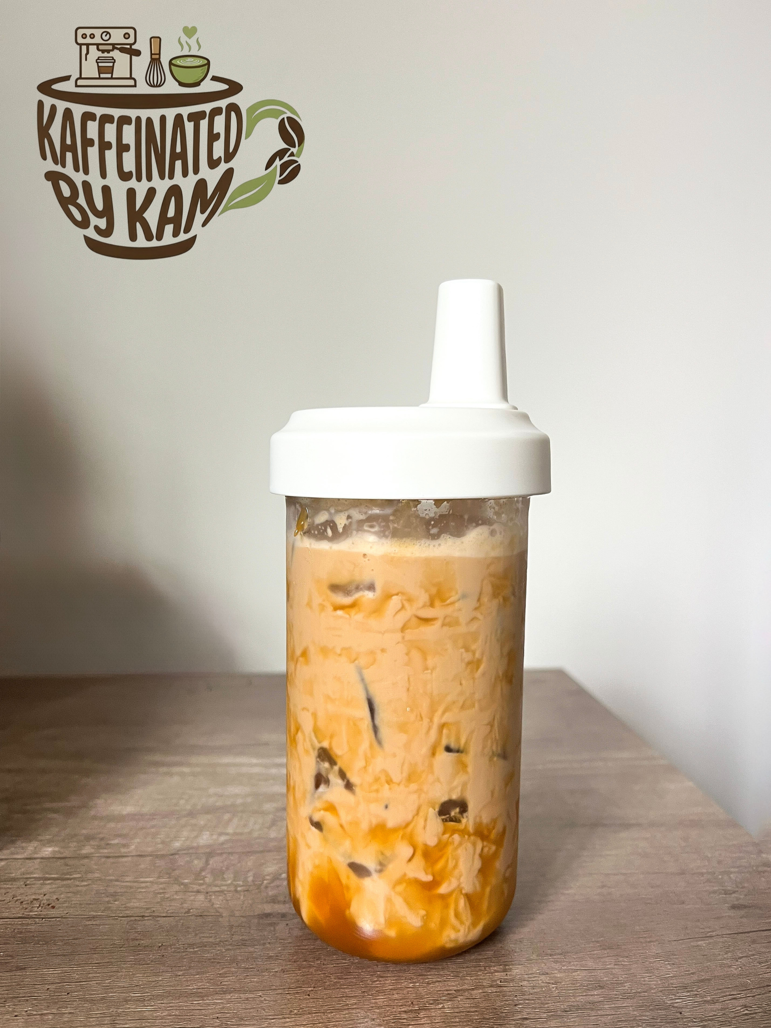 Kaffeinated Kawaii Pearl Straw Bottle